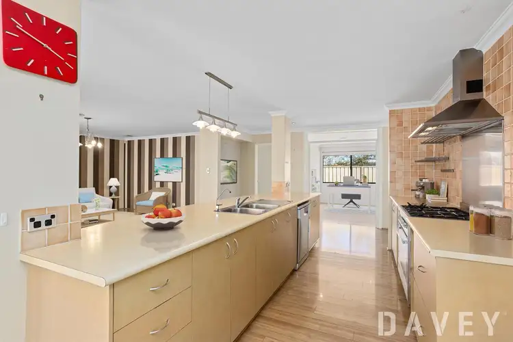 Third view of Homely house listing, 2 Bonita Way, Tapping WA 6065