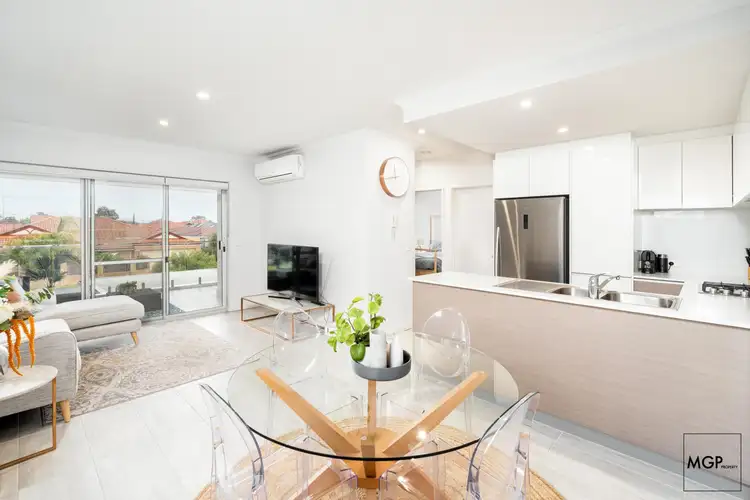 19/300 Drake Street, Morley WA 6062