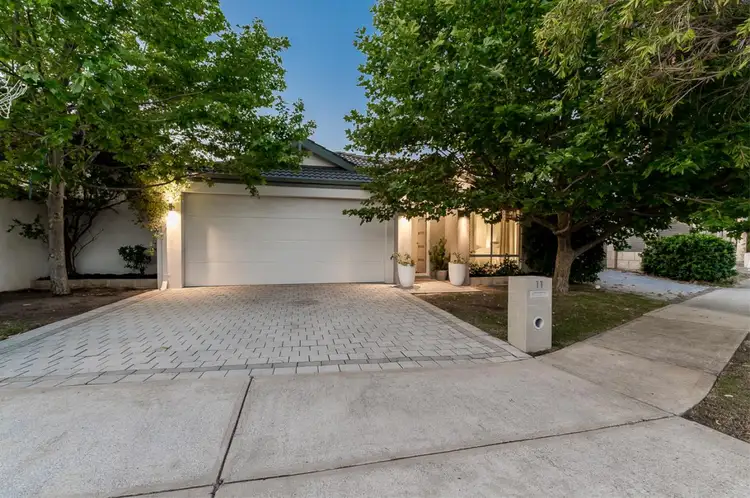 11 Sarah Street, Maylands WA 6051