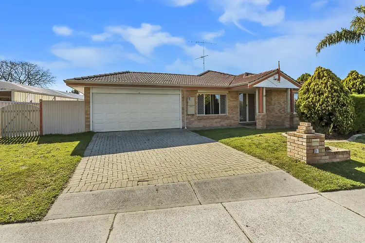 9 Castlerock Avenue, Waikiki WA 6169