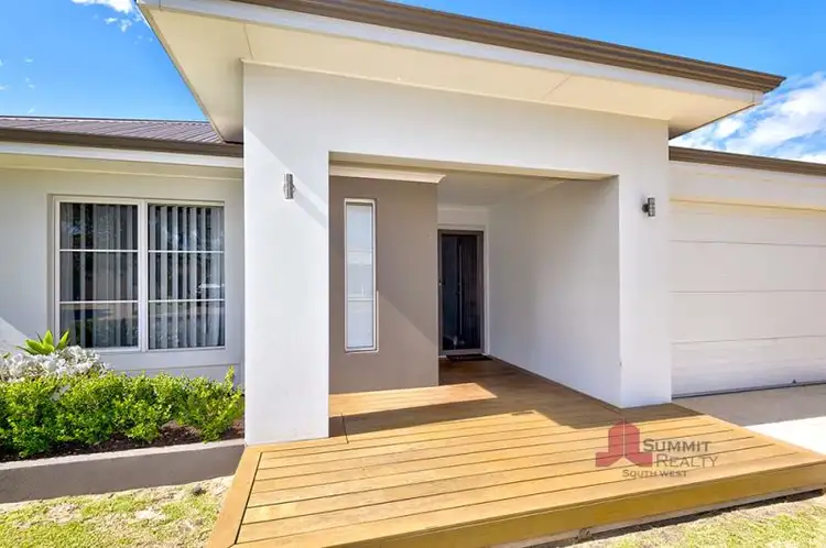 Second view of Homely house listing, 7 Broughton Way, Millbridge WA 6232
