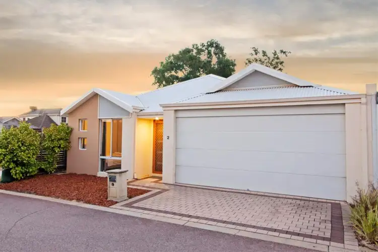 2 Salford Lane, Canning Vale WA 6155