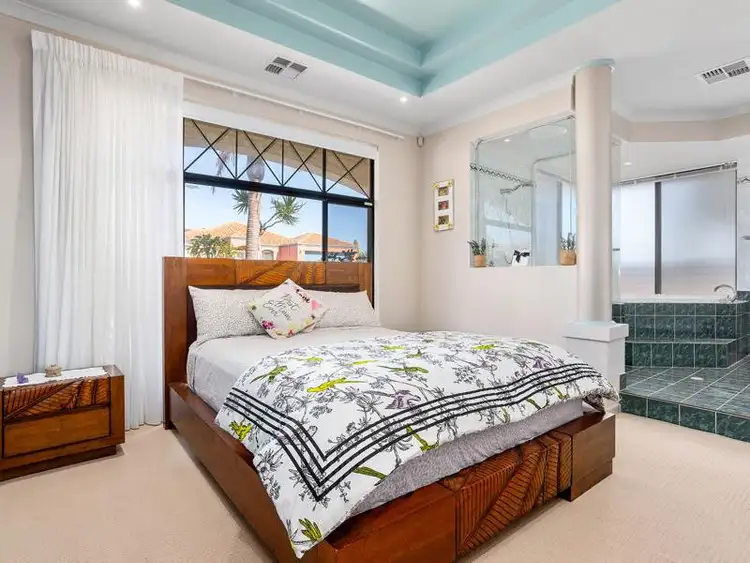 Fifth view of Homely house listing, 7 Woodroffe Place, Alexander Heights WA 6064