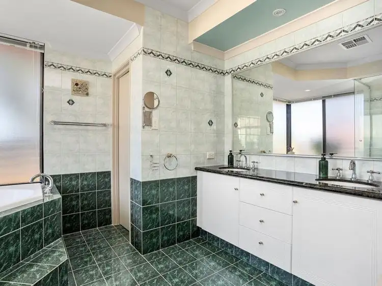 Sixth view of Homely house listing, 7 Woodroffe Place, Alexander Heights WA 6064