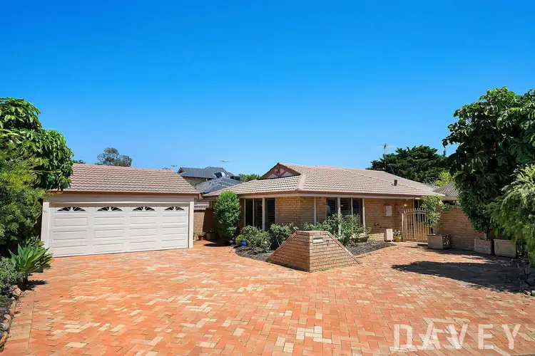 7 Rydal Place, Carine WA 6020