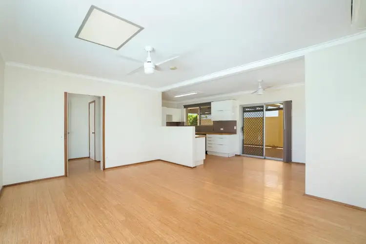 Fifth view of Homely house listing, 2 Sabina Street, Menora WA 6050