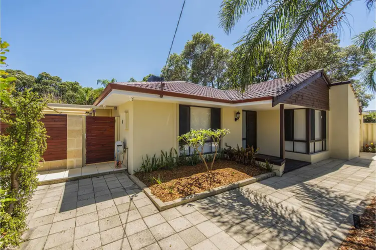 84 Ravenscroft Way, Kelmscott WA 6111