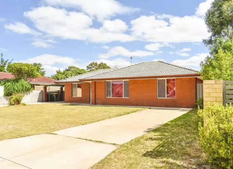 7 Lowanna Way, Armadale WA 6112