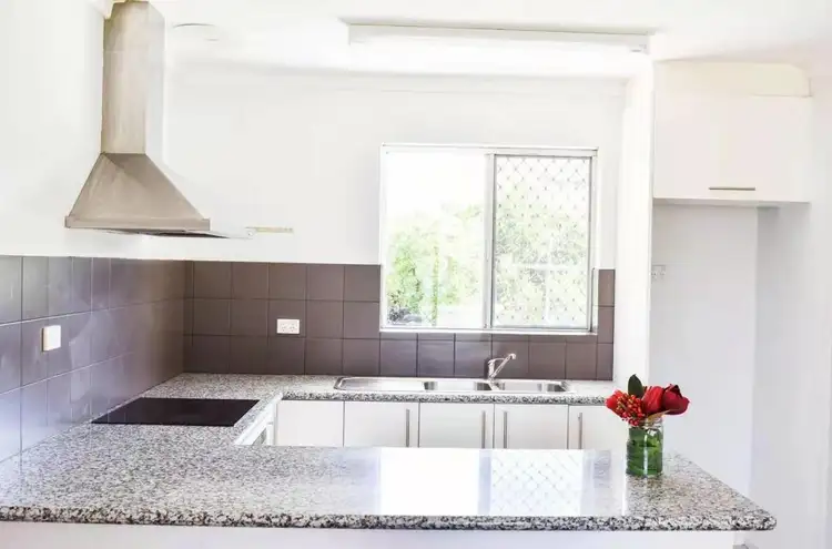 Sixth view of Homely house listing, 7 Lowanna Way, Armadale WA 6112