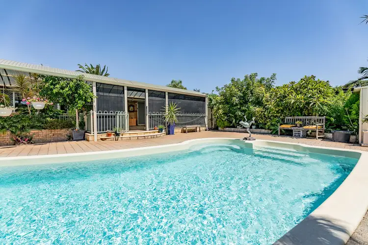 4 Lushington Drive, Padbury WA 6025