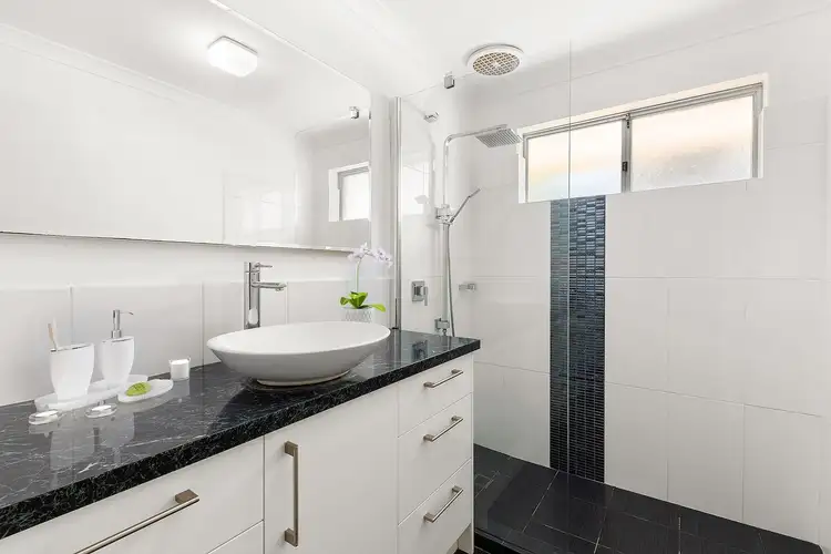 Seventh view of Homely villa listing, 4/82 Waddell Road, Bicton WA 6157