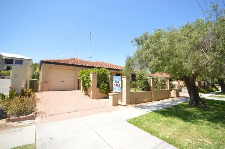 1/88 Deanmore Road, Scarborough WA 6019