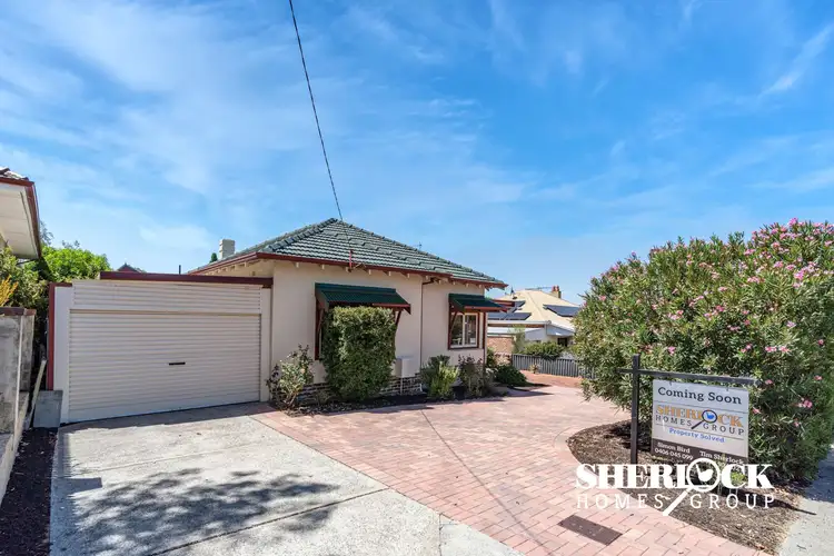 194 Carrington Street, Hilton WA 6163