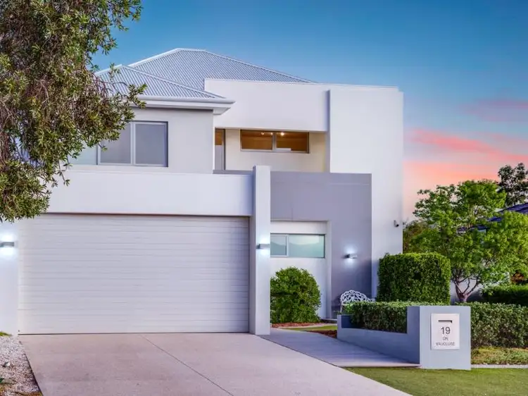 Main view of Homely house listing, 19 Vaucluse Circuit, Belmont WA 6104