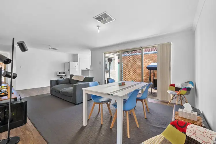 Sixth view of Homely house listing, 2/11 Exmouth Place, Thornlie WA 6108