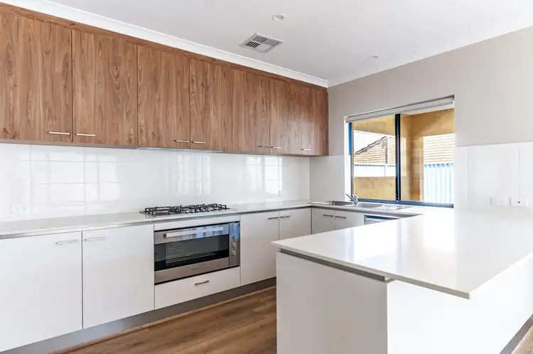 21B SMITHERSON STREET