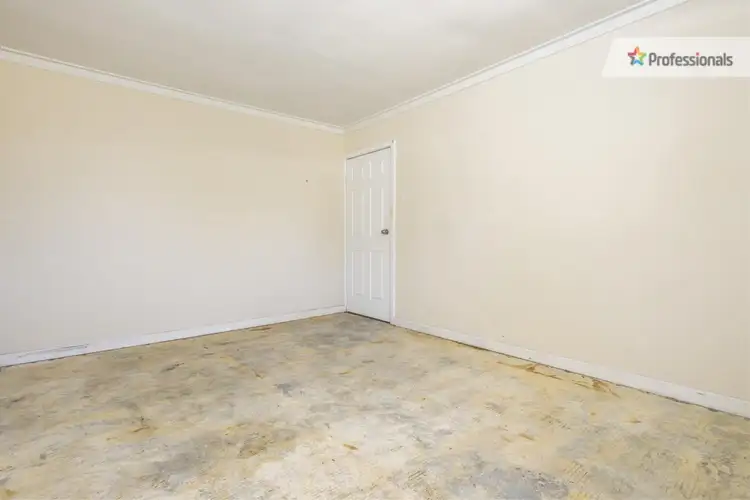 Seventh view of Homely house listing, 6 Victoria Parade, Midvale WA 6056