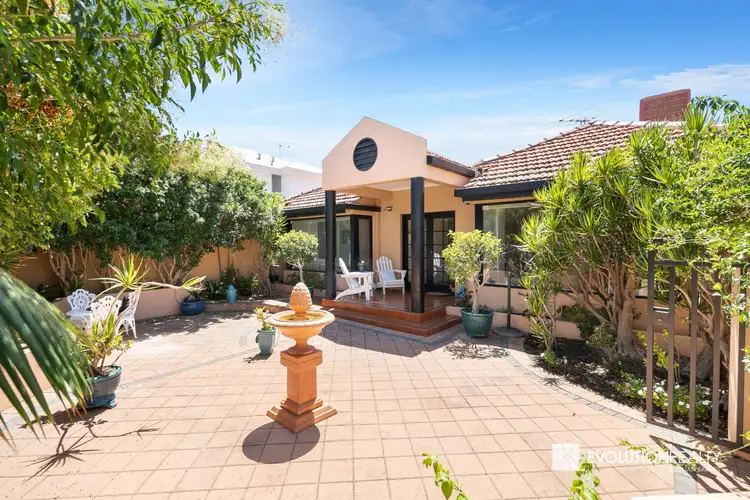 42 Tain Street, Applecross WA 6153