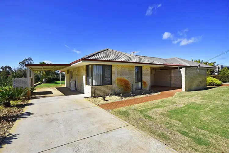 70 Maxwell Road