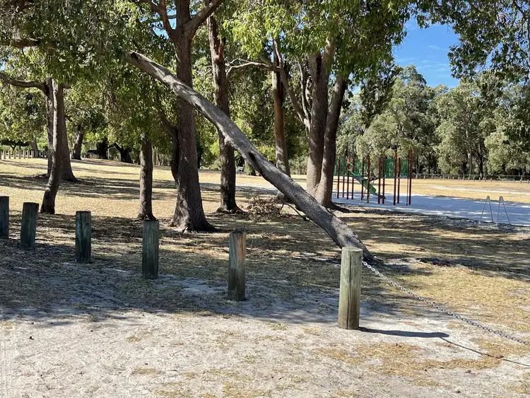 Second view of Homely house listing, 35 Cardington Way, Huntingdale WA 6110