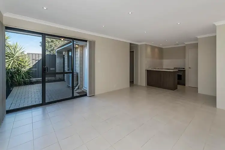 Fifth view of Homely unit listing, 20/1 Cottonwood Drive, Baldivis WA 6171