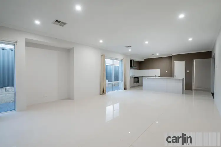 Sixth view of Homely house listing, 7 Dill Way, Treeby WA 6164