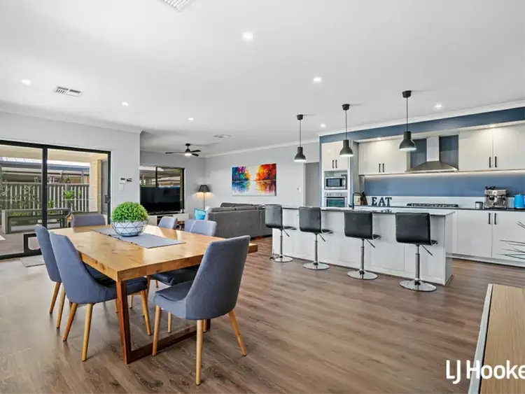 Sixth view of Homely house listing, 27 Fallon Place, Seville Grove WA 6112
