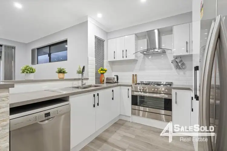 Second view of Homely house listing, 39 Observatory Avenue, Aubin Grove WA 6164