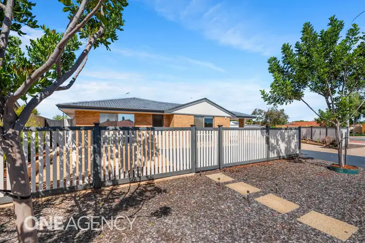 2 Logan Road, Leeming WA 6149