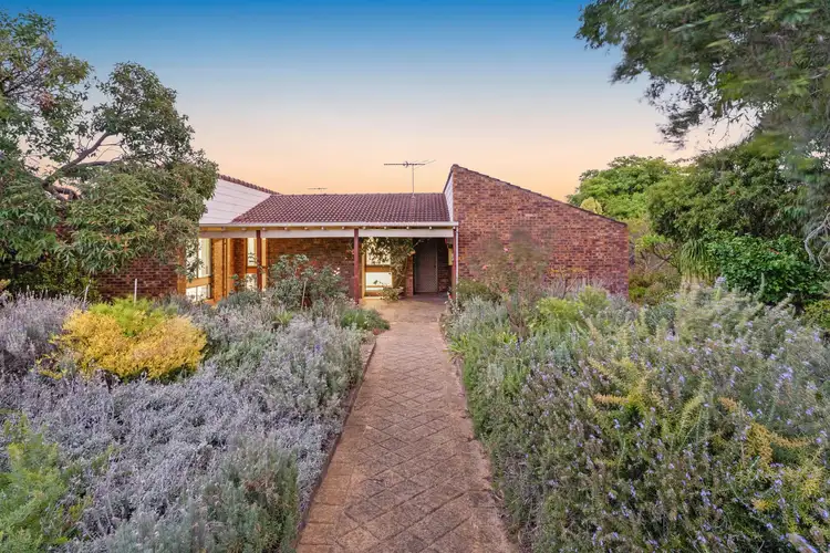 26 Edlaston Road, Carine WA 6020