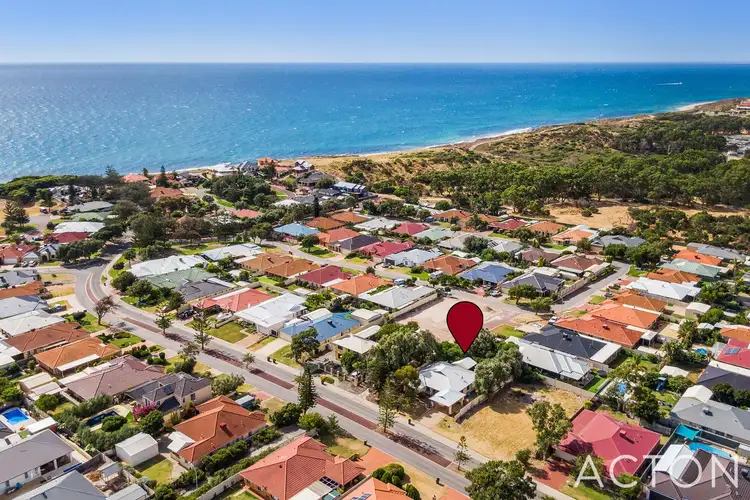 Main view of Homely house listing, 7 Daydream Plaza, Halls Head WA 6210