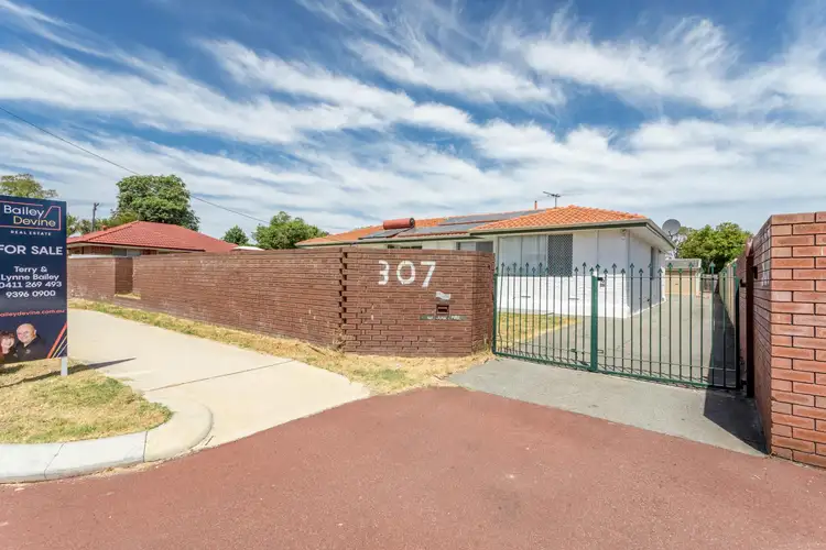 307 Spencer Road, Thornlie WA 6108