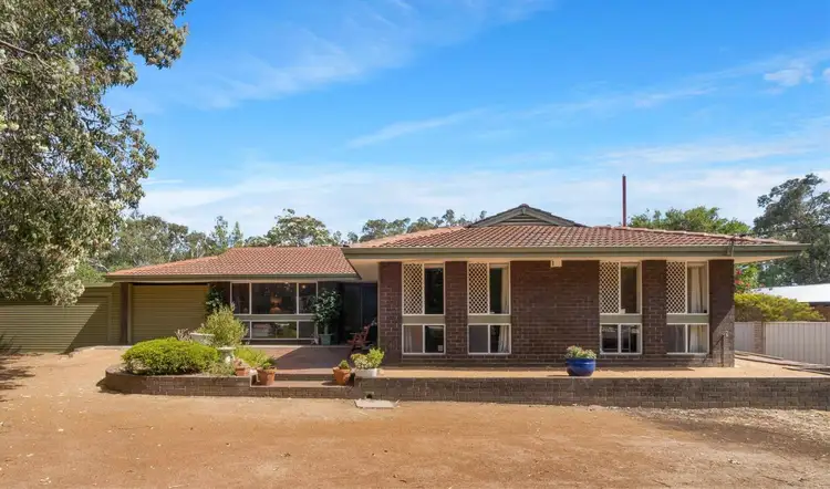31 Chislehurst Road, Lesmurdie WA 6076