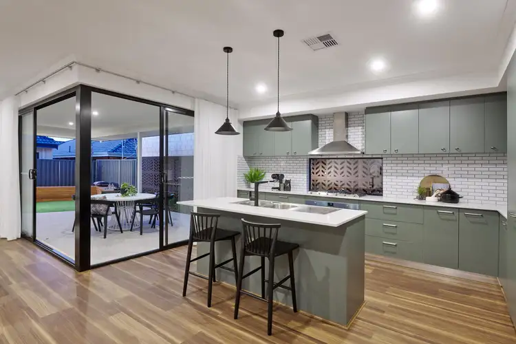 Sixth view of Homely house listing, 8 Quartz Road, Treeby WA 6164