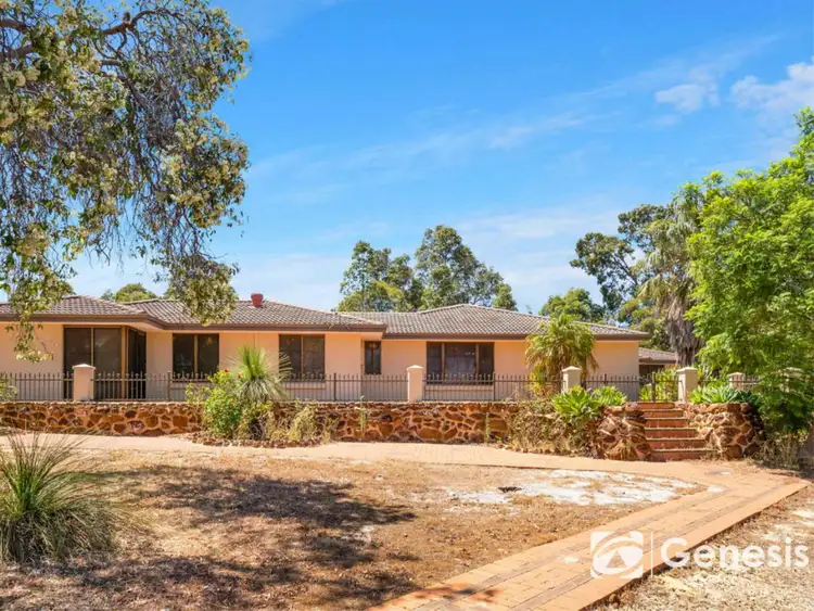 7 Blissett Drive, Bedfordale WA 6112