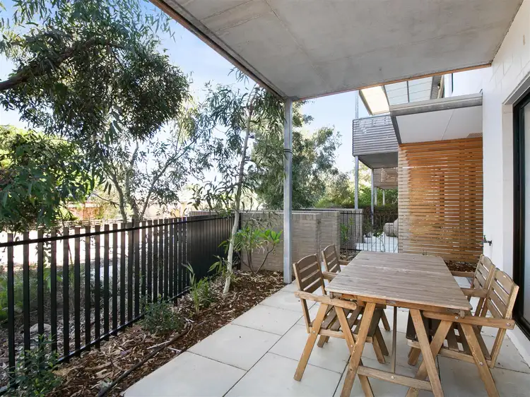 1/15 Cummins Street
