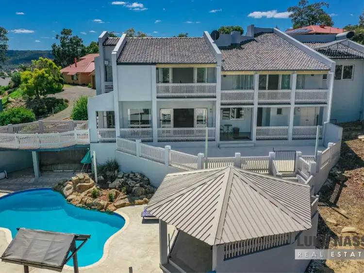 19 Serena Grove, Mount Nasura WA 6112