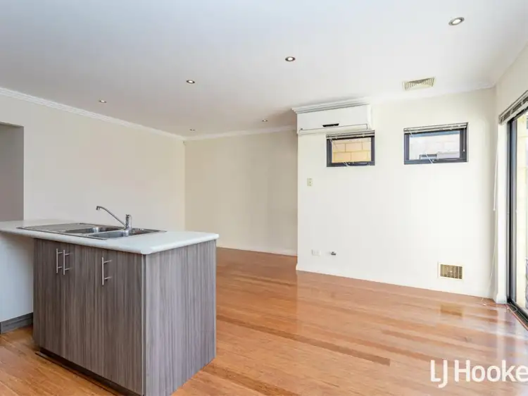 Fourth view of Homely villa listing, 7/16 James Street, Cannington WA 6107