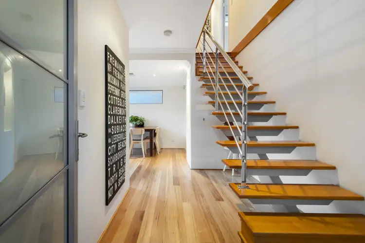 6A Southbourne Street, Scarborough WA 6019