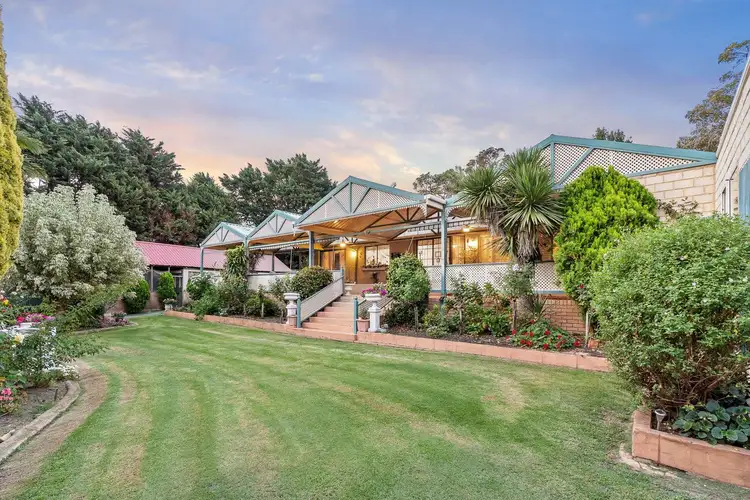 28c Kalamunda Road, Kalamunda WA 6076