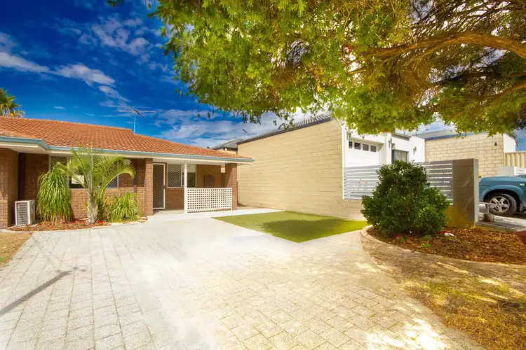 11 Jessel Court, Westminster WA 6061