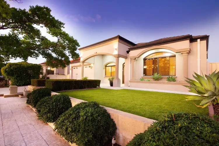 39 Kippilaw Loop, Carramar WA 6031