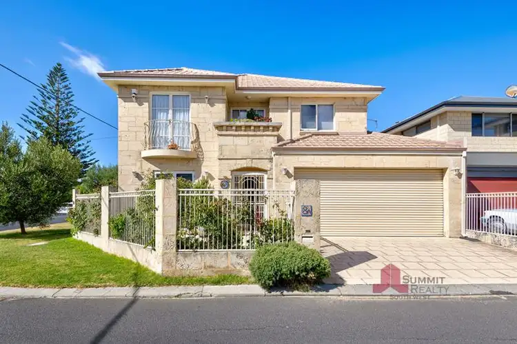 8A Holywell Street, South Bunbury WA 6230