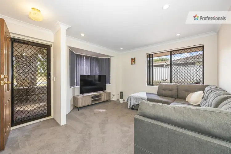 79 Myles Road, Swan View WA 6056