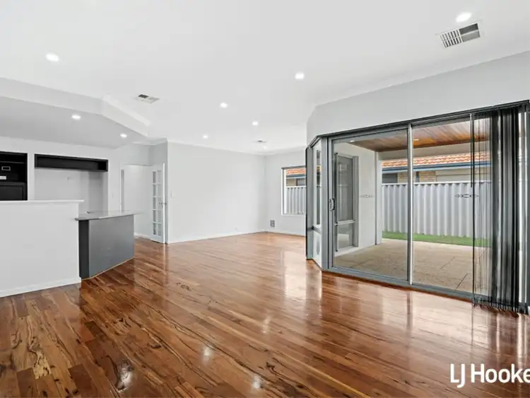 Sixth view of Homely house listing, 26 Dorchester Turn, Canning Vale WA 6155