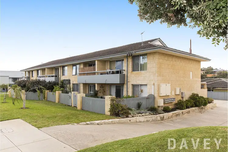 4/35 North Beach Road, North Beach WA 6020