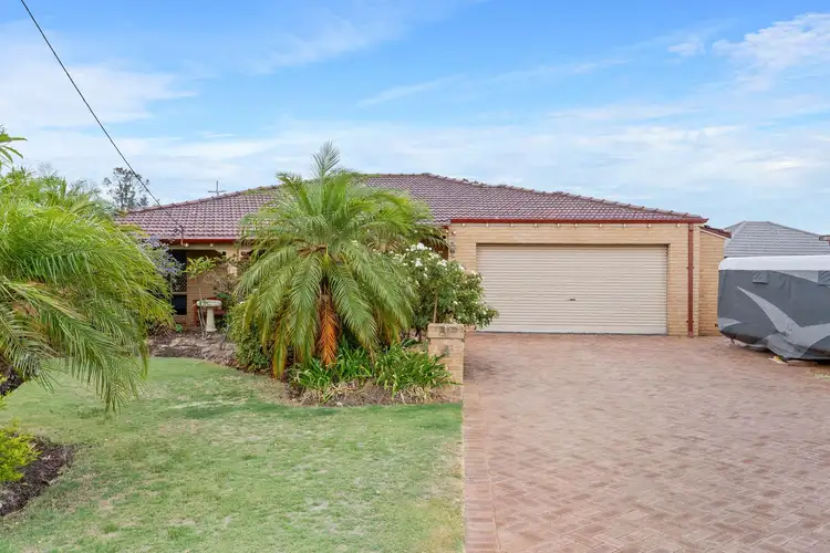 Second view of Homely house listing, 4 Hertha Road, Innaloo WA 6018