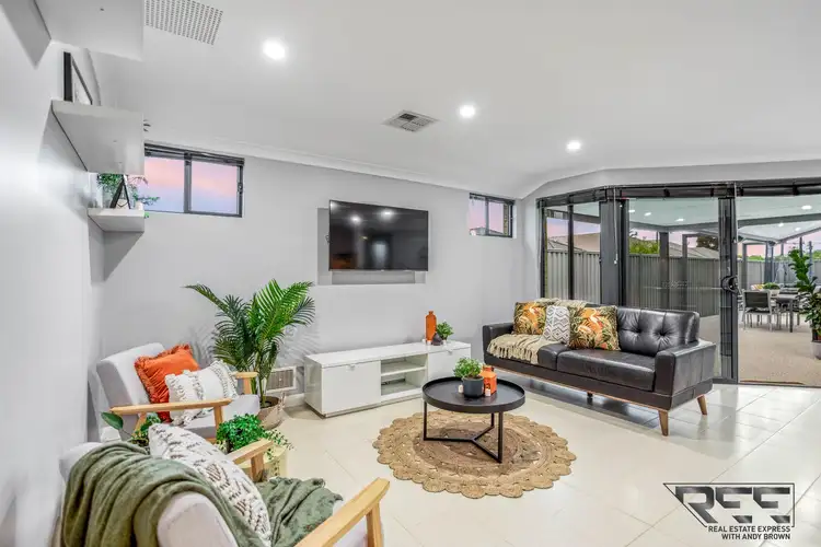 Fifth view of Homely house listing, 18 Barton Loop, Piara Waters WA 6112