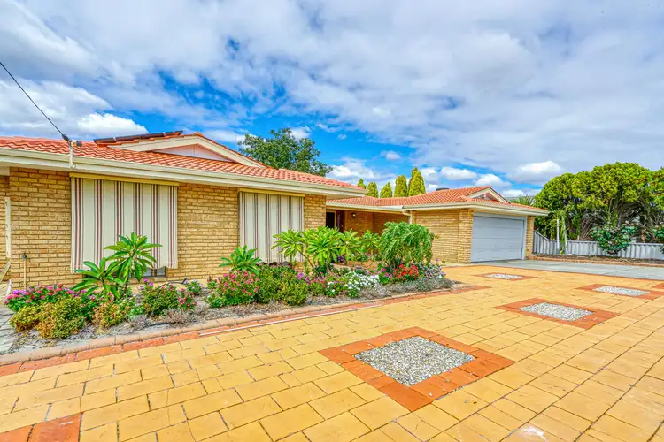 5 Lisbon Court, Parkwood WA 6147