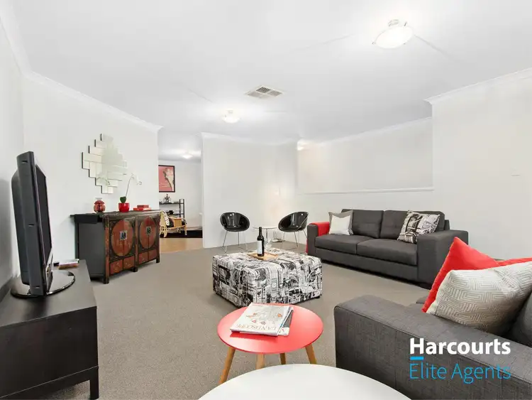 Second view of Homely house listing, 10 Chinchilla Parkway, Port Kennedy WA 6172